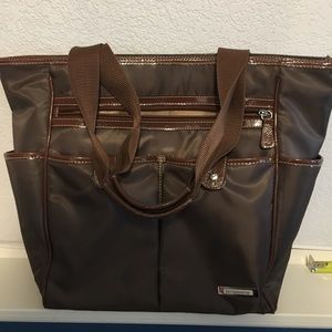 Large Nylon Liz Claiborne tote 👜